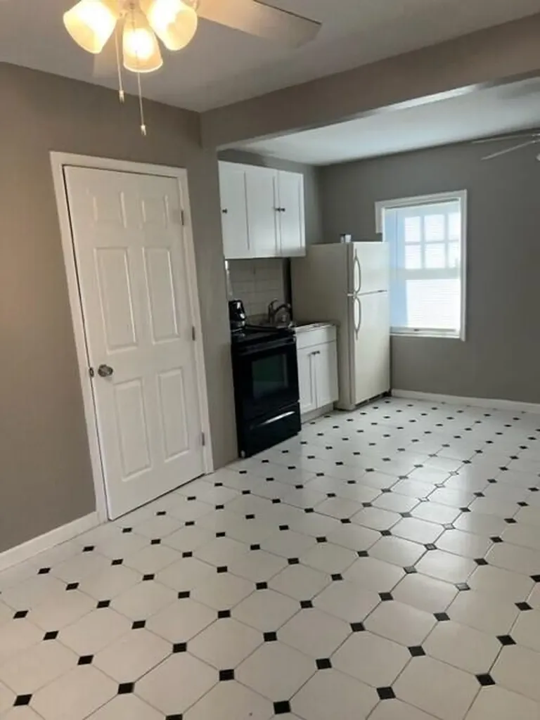 717 8th Avenue N Lake Worth Beach FL 33460