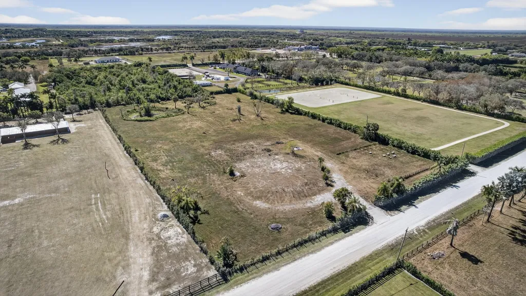 16296 Deer Path Lane Wellington FL 33470