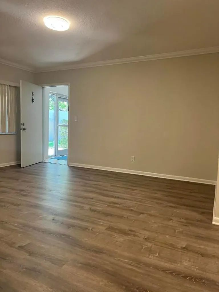 3550 NW 8th Avenue Pompano Beach FL 33064