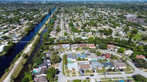 8209 SW 12th Street North Lauderdale FL 33068