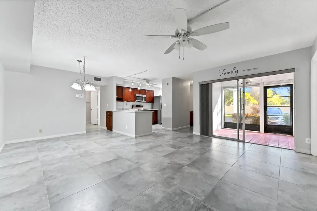 14895 Builtmore Way Delray Beach FL 33446