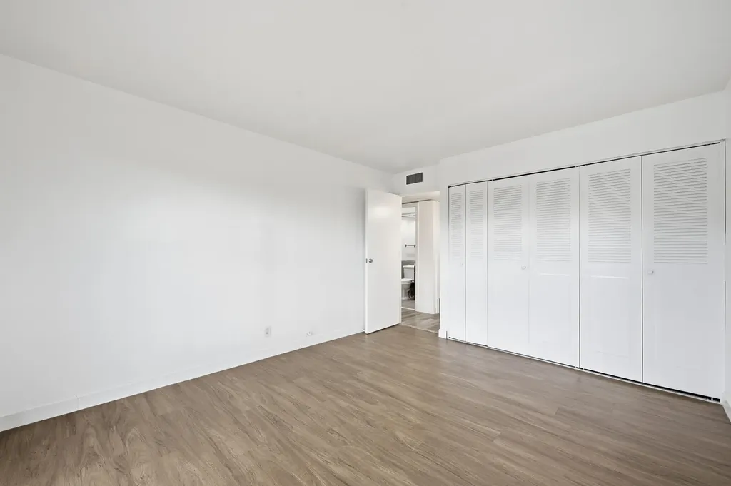 97 Saxony C Delray Beach FL 33446