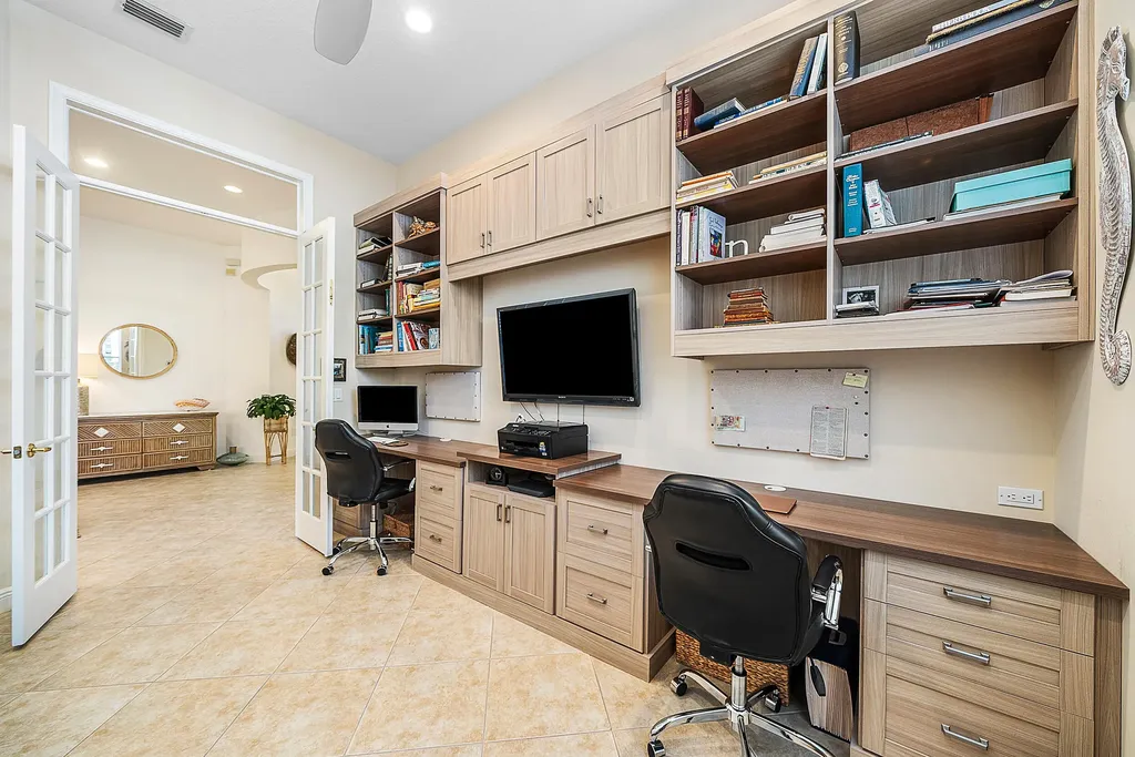 9666 Via Elegante Wellington FL 33411