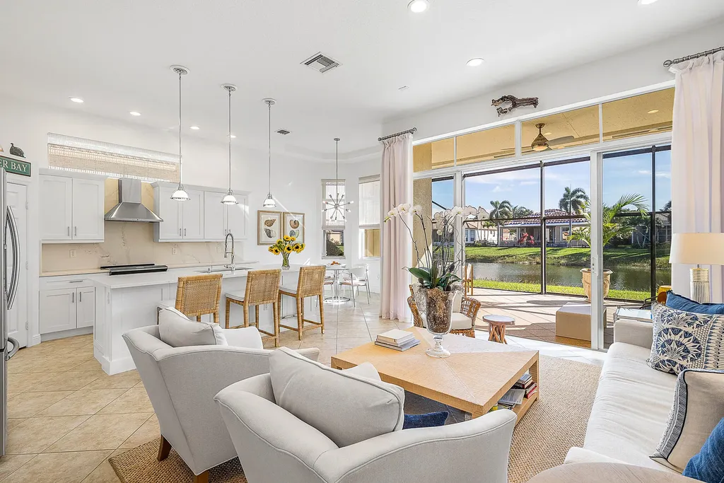 9666 Via Elegante Wellington FL 33411