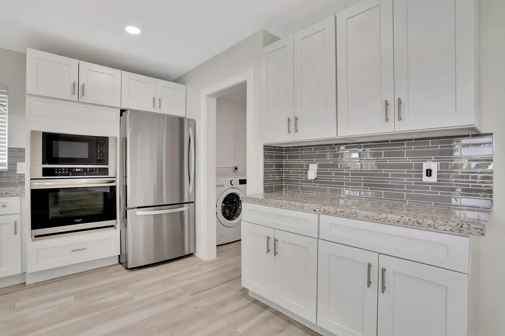421 SE 5 Terrace Pompano Beach FL 33060