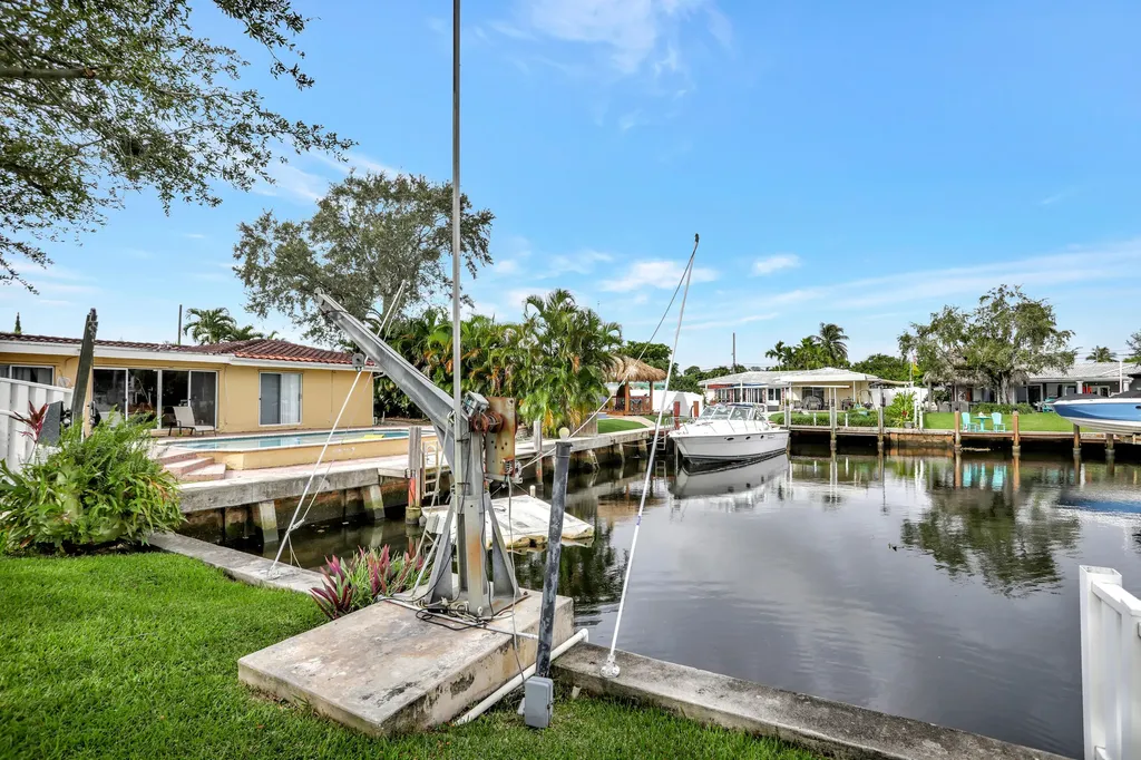 421 SE 5 Terrace Pompano Beach FL 33060