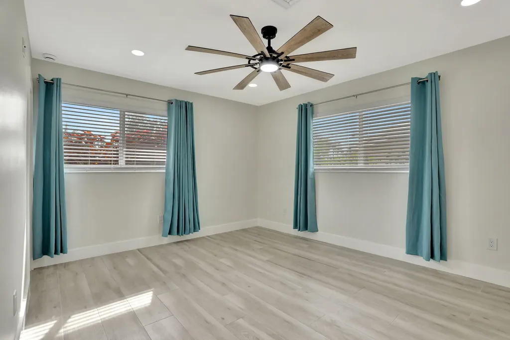 421 SE 5 Terrace Pompano Beach FL 33060
