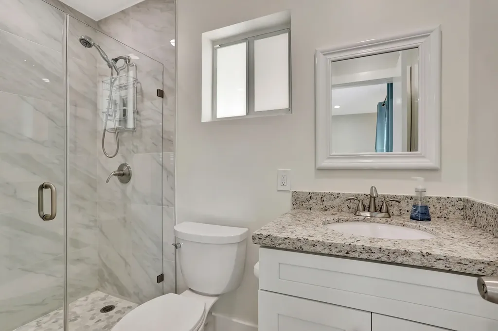 421 SE 5 Terrace Pompano Beach FL 33060