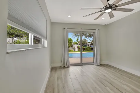 421 SE 5 Terrace Pompano Beach FL 33060