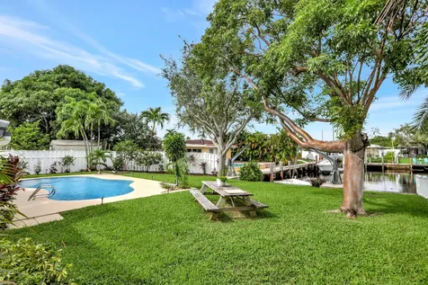 421 SE 5 Terrace Pompano Beach FL 33060