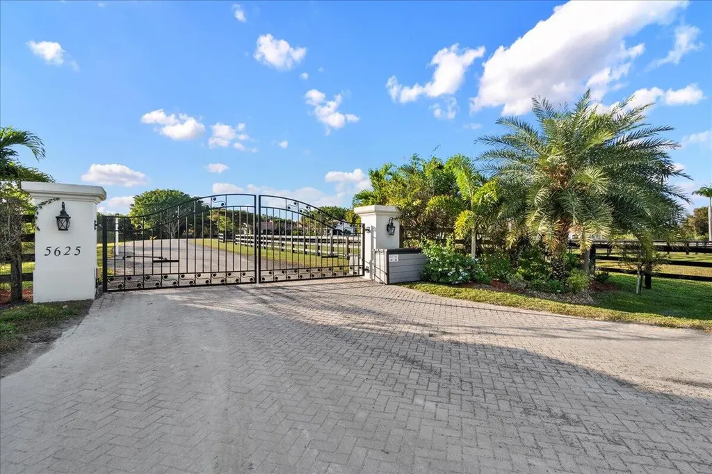 5625 140th Avenue S Wellington FL 33449