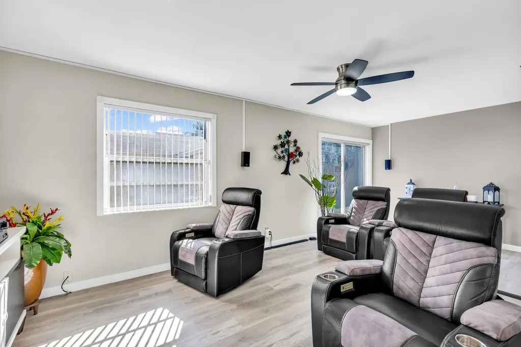 3880 NW 2nd Court Deerfield Beach FL 33442