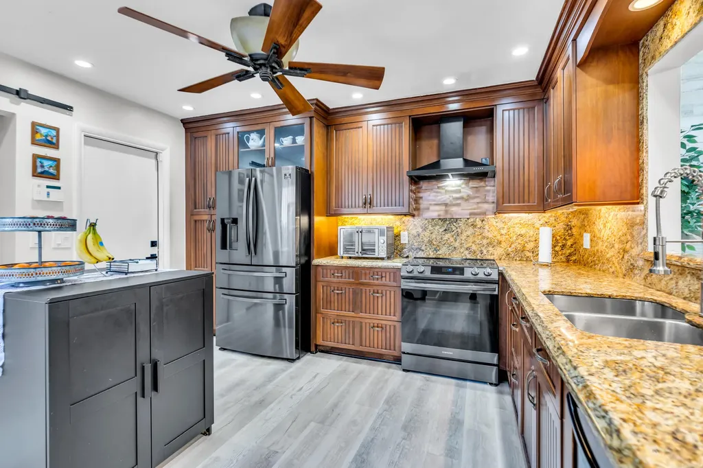3880 NW 2nd Court Deerfield Beach FL 33442
