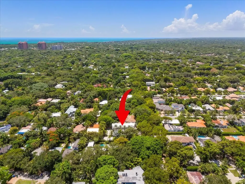 3917 S Le Jeune Road Miami FL 33146