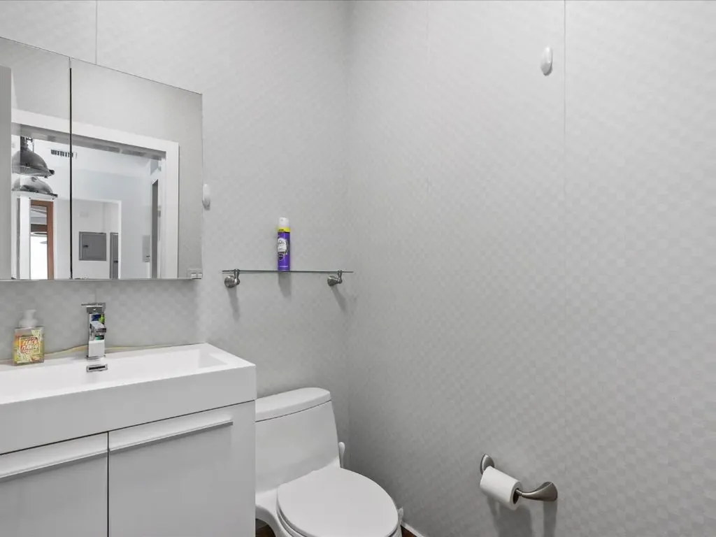 3917 S Le Jeune Road Miami FL 33146
