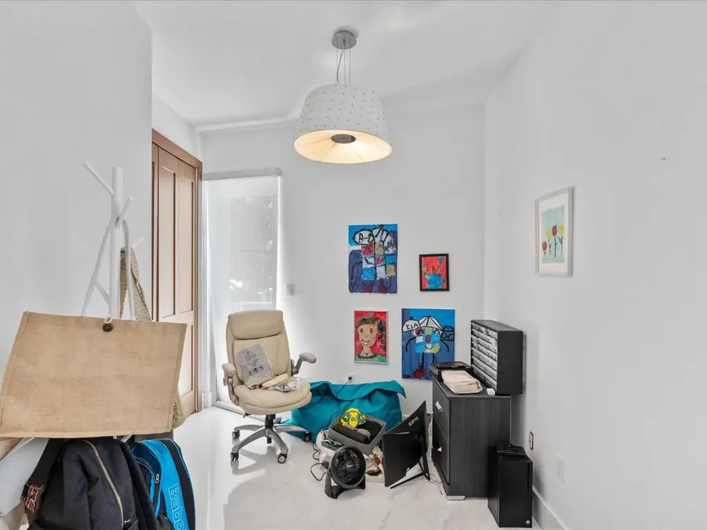 3917 S Le Jeune Road Miami FL 33146