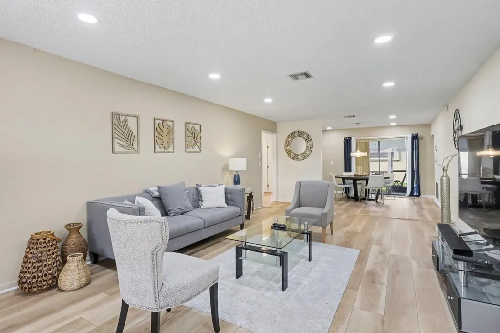 4635 Apple Tree Circle Boynton Beach FL 33436
