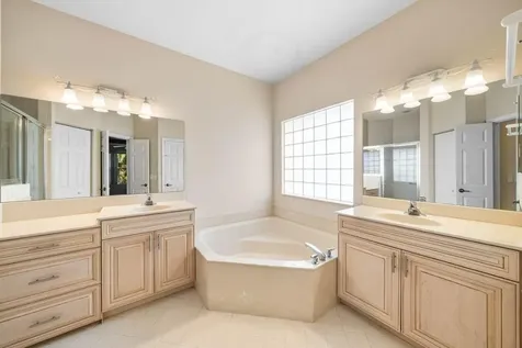 12558 Via Ravenna Boynton Beach FL 33436