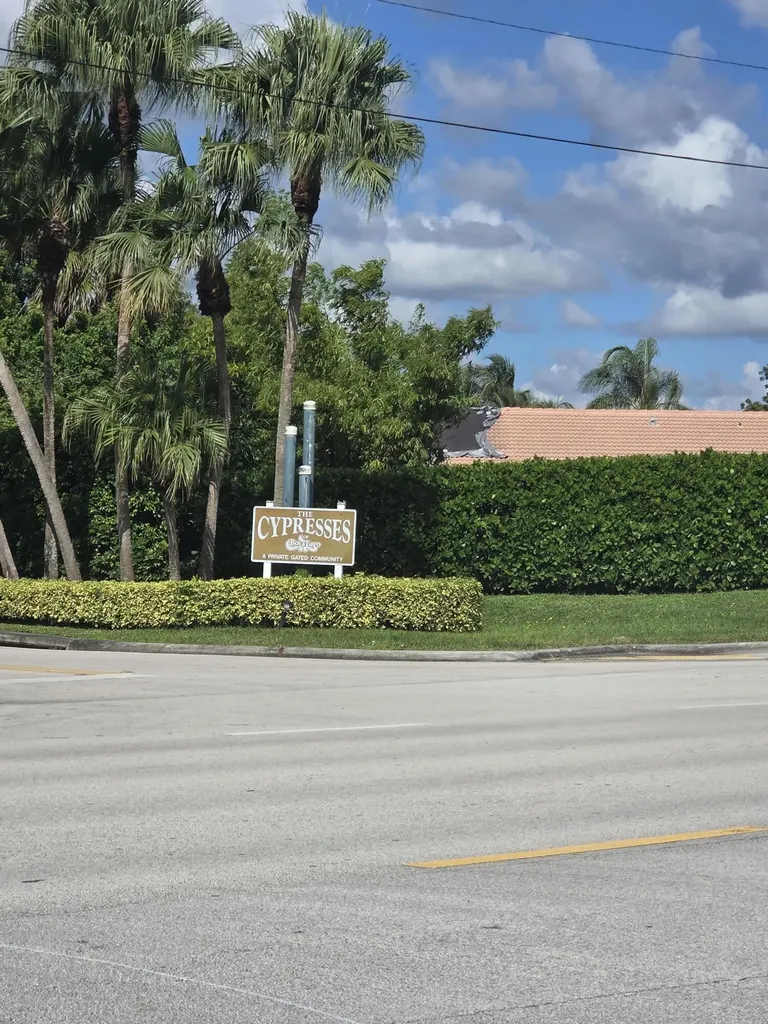9187 Norte Lago Boca Raton FL 33428