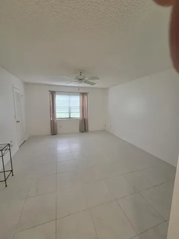 9187 Norte Lago Boca Raton FL 33428