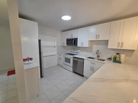 9187 Norte Lago Boca Raton FL 33428