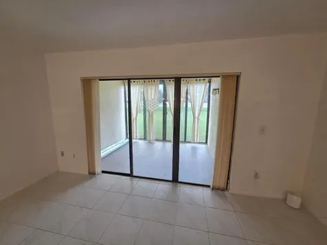 9187 Norte Lago Boca Raton FL 33428