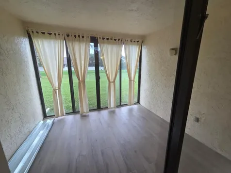 9187 Norte Lago Boca Raton FL 33428