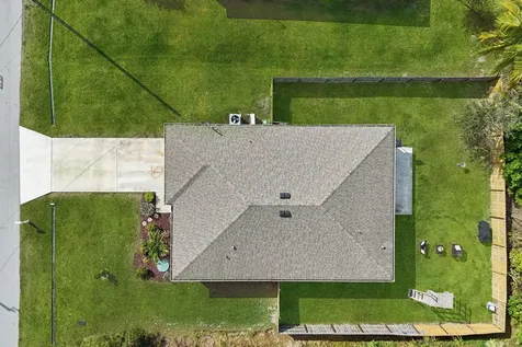 1561 SW Latshaw Avenue Port St Lucie FL 34953