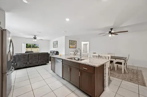 1561 SW Latshaw Avenue Port St Lucie FL 34953