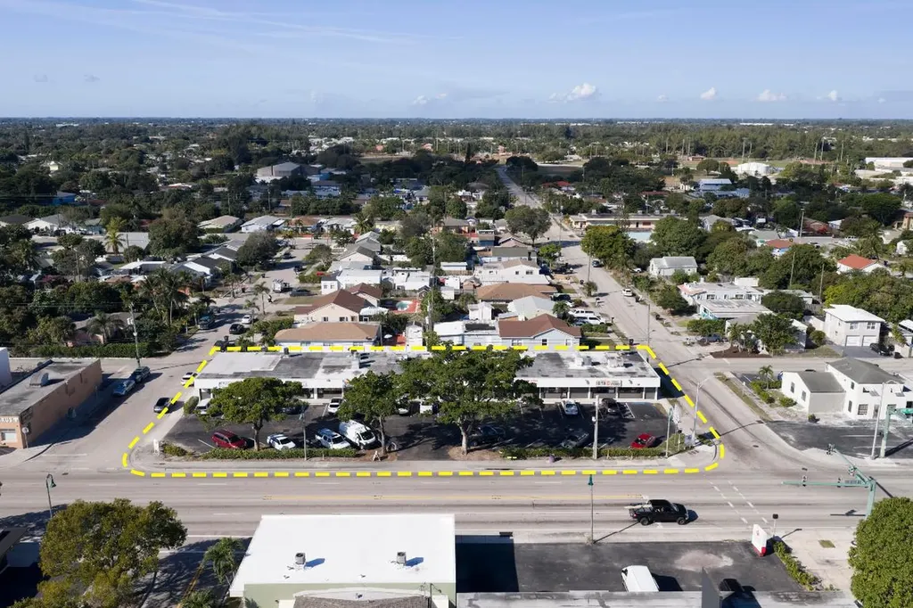 2101 N Dixie Highway Lake Worth Beach FL 33460