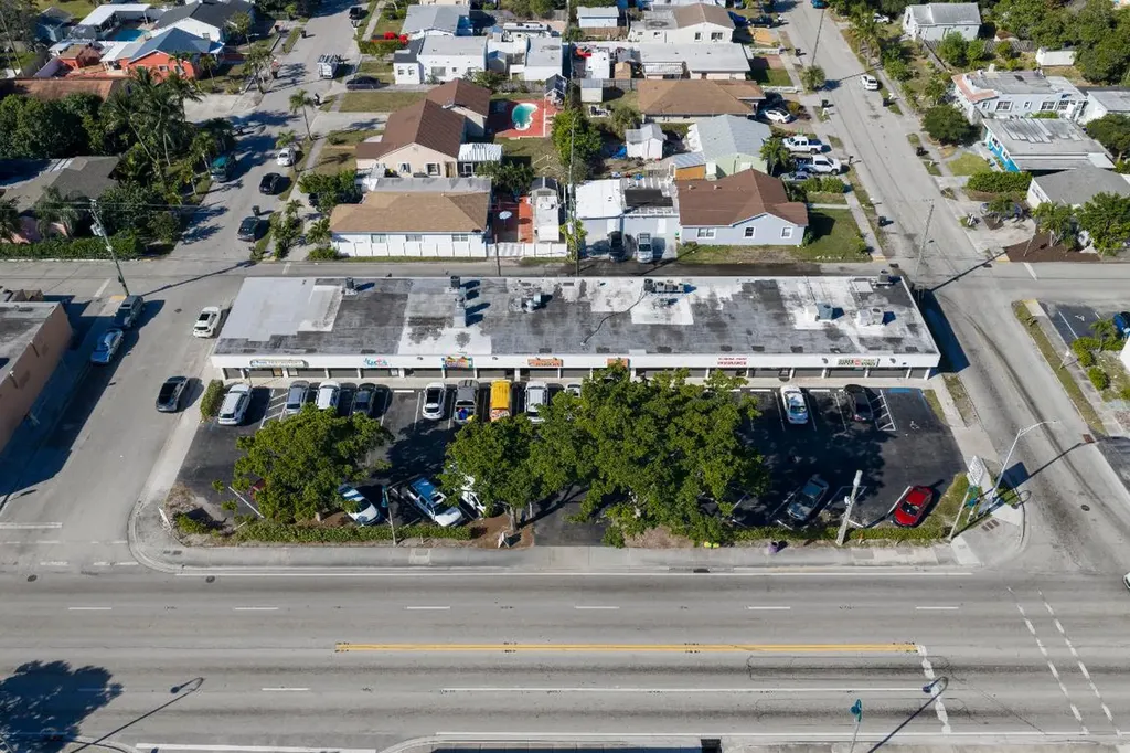 2101 N Dixie Highway Lake Worth Beach FL 33460