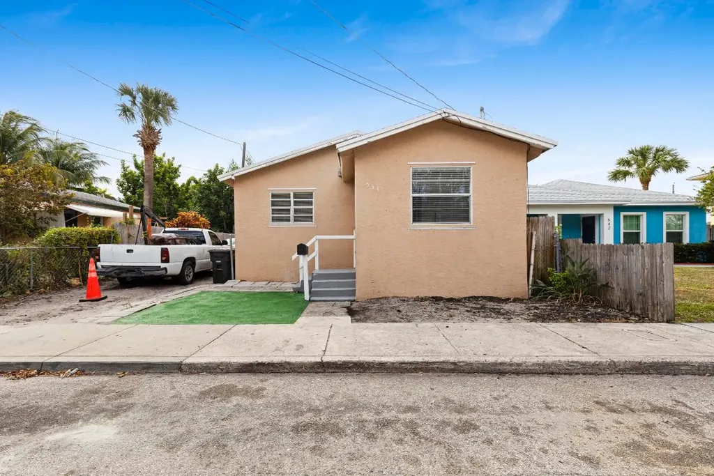 534 21st Street West Palm Beach FL 33407