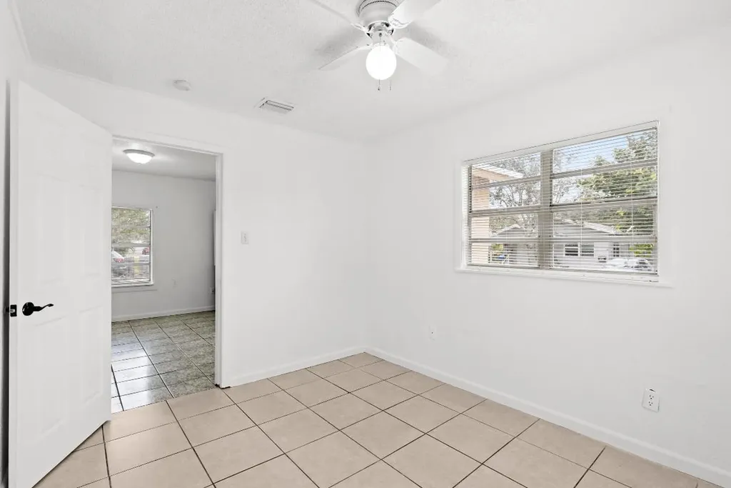 534 21st Street West Palm Beach FL 33407