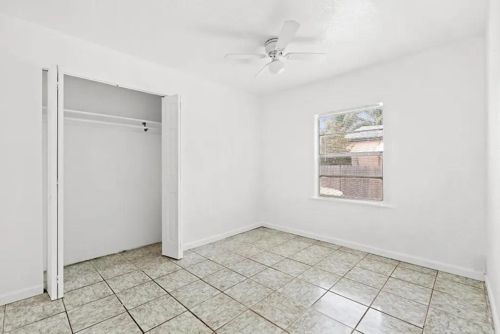 534 21st Street West Palm Beach FL 33407