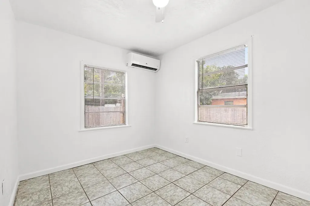 534 21st Street West Palm Beach FL 33407