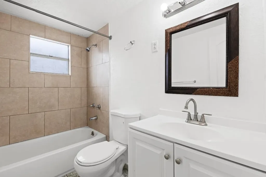 534 21st Street West Palm Beach FL 33407