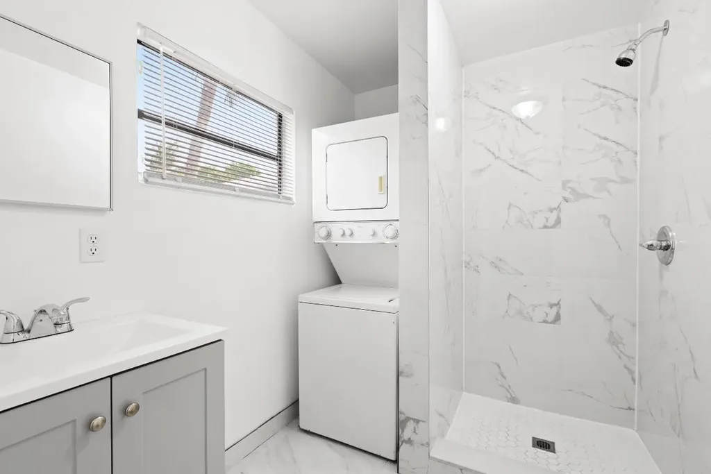 534 21st Street West Palm Beach FL 33407