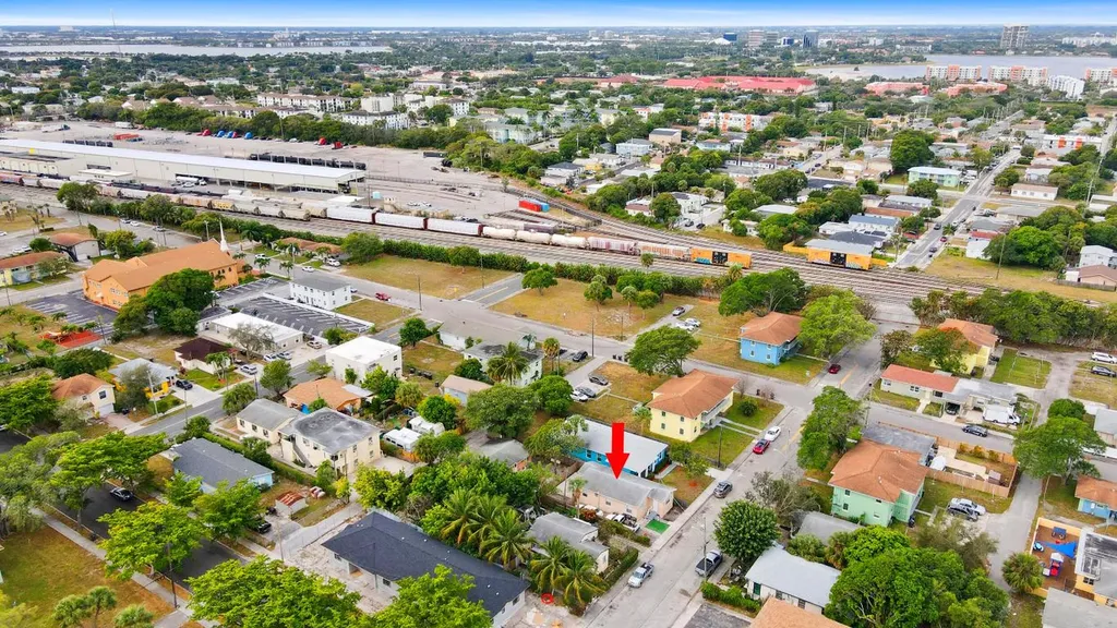 534 21st Street West Palm Beach FL 33407