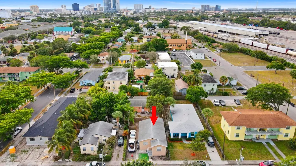 534 21st Street West Palm Beach FL 33407