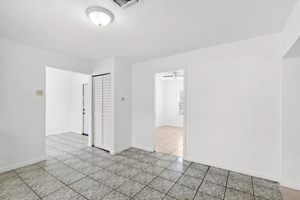 534 21st Street West Palm Beach FL 33407