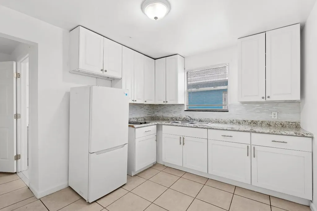 534 21st Street West Palm Beach FL 33407