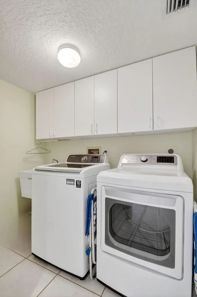 5951 Regal Glen Drive Boynton Beach FL 33437