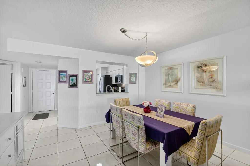 5951 Regal Glen Drive Boynton Beach FL 33437