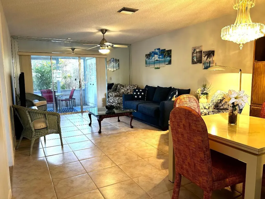 5200 Privet Place Delray Beach FL 33484
