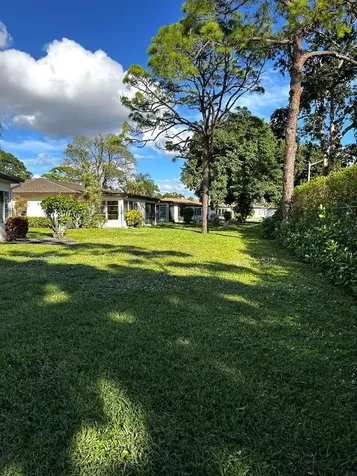 5200 Privet Place Delray Beach FL 33484