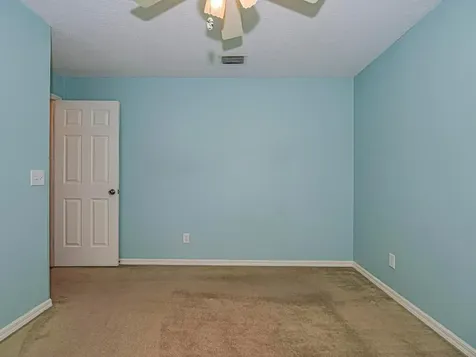 9116 101st Avenue Vero Beach FL 32967