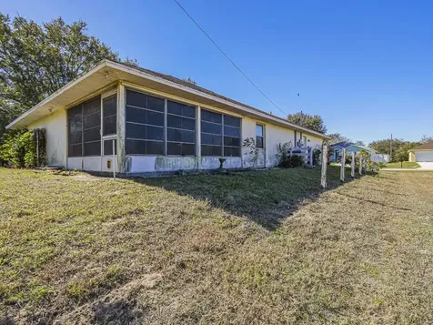 9116 101st Avenue Vero Beach FL 32967