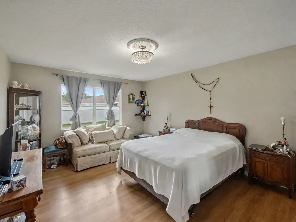 249 Monterey Way Royal Palm Beach FL 33411