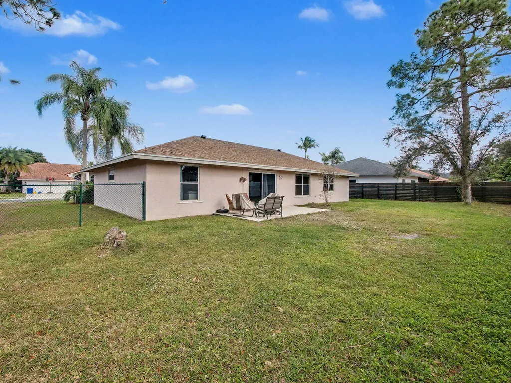 249 Monterey Way Royal Palm Beach FL 33411