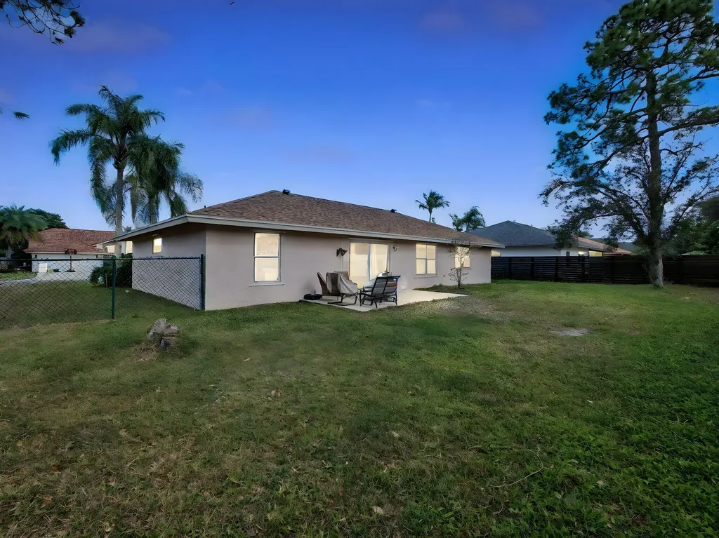 249 Monterey Way Royal Palm Beach FL 33411